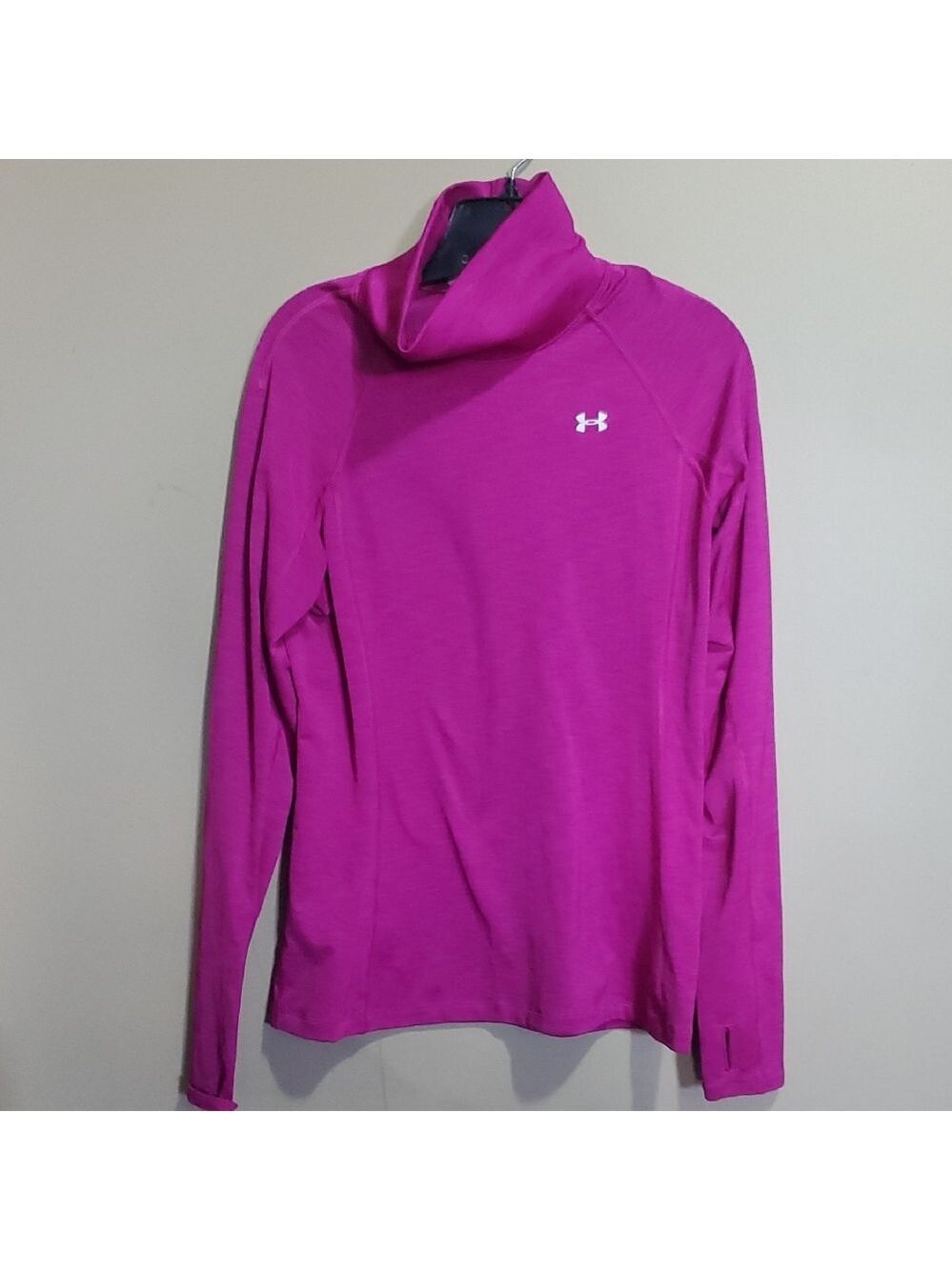 Under Armour Fuchsia Long Sleeve Shirt Size Medium